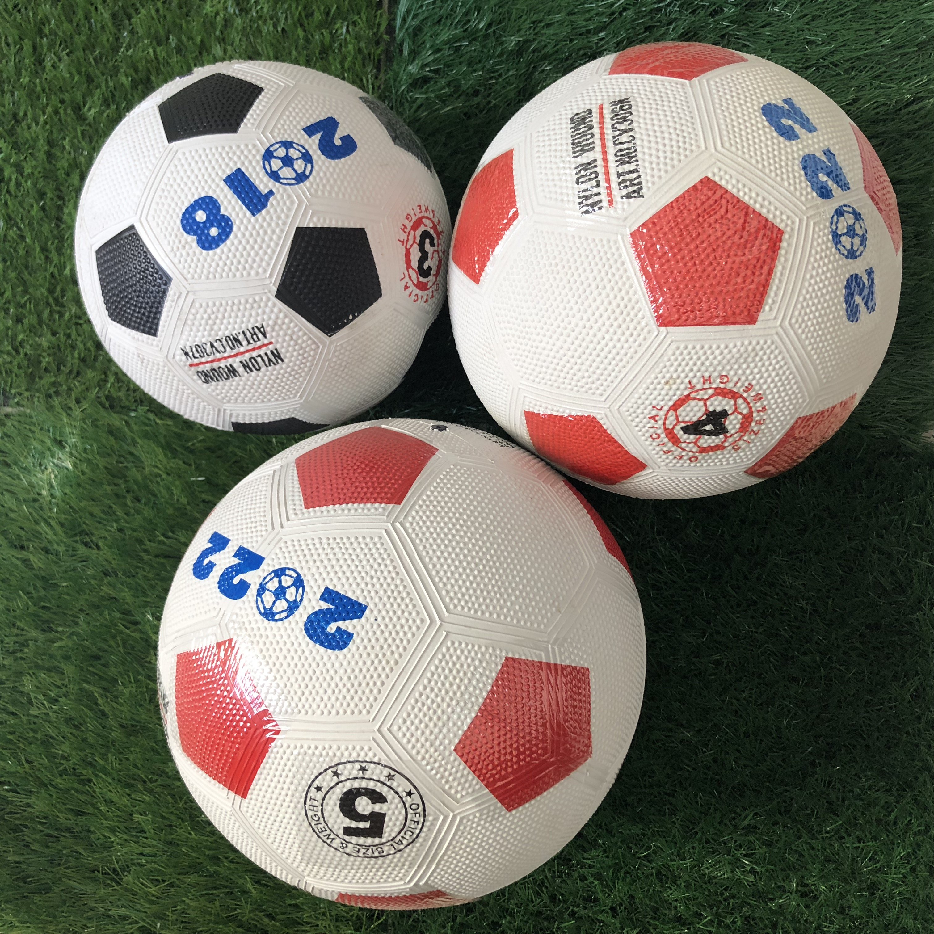 Какой мяч в мини футболе. Футбольный мяч 2k Sport 214528 - 127086-1, 5 размер. Мячи для мини футбола размер 4. Мини-футбольный мяч 4 2022. Мяч 2k Sport.