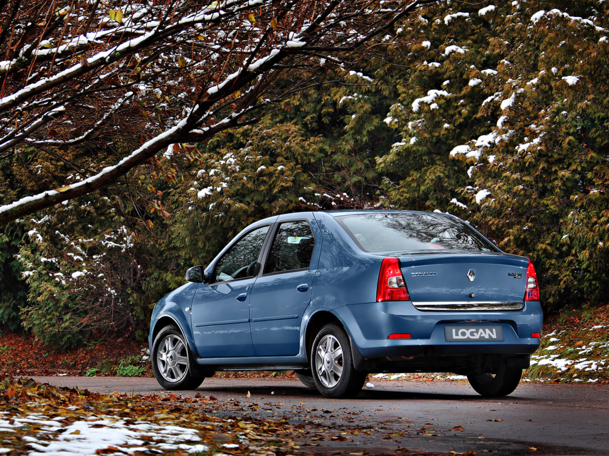 Рено Логан 1 поколение. Renault Logan 2004. Рено Логан Ренаулт. Renault Logan 2009. Машина рено б у