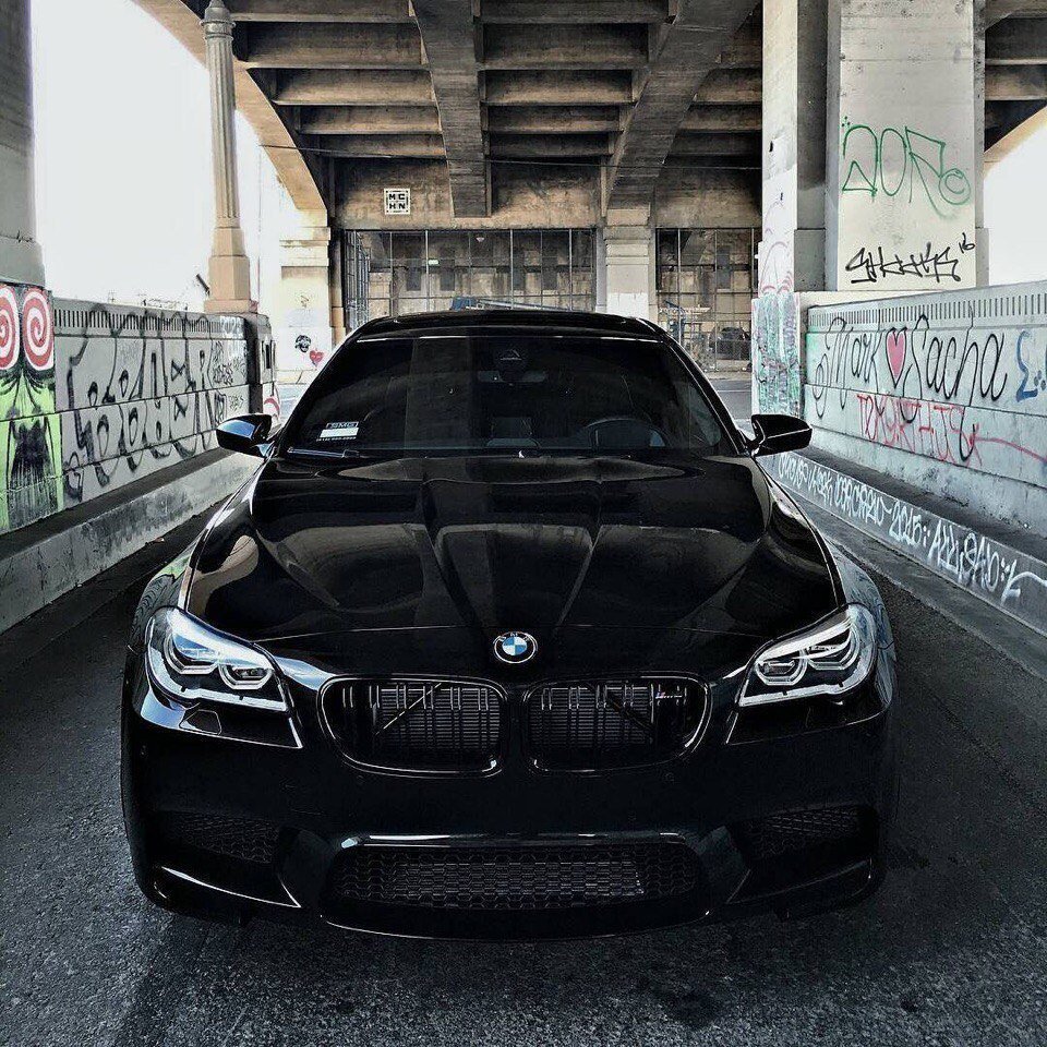 BMW 5 e60 черная бункер