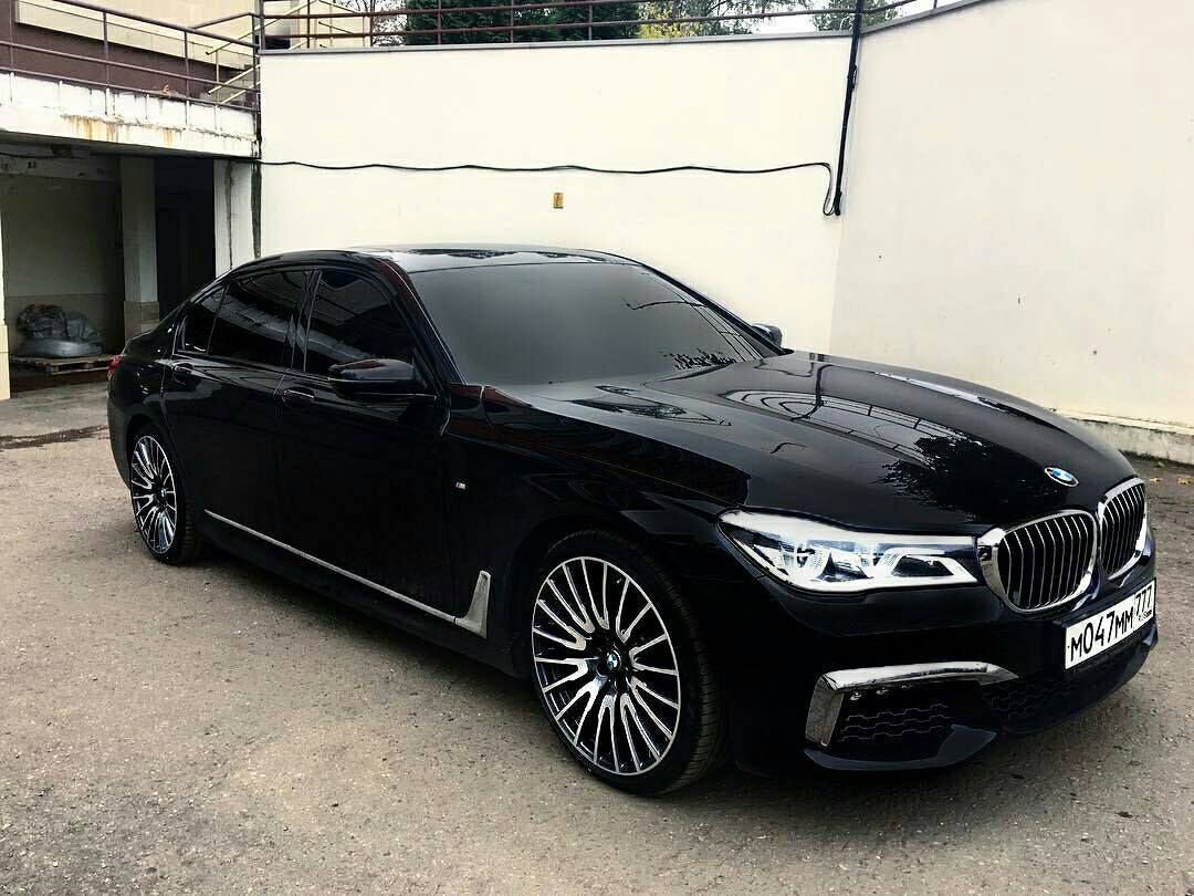 BMW 7 f01 черная тонированная