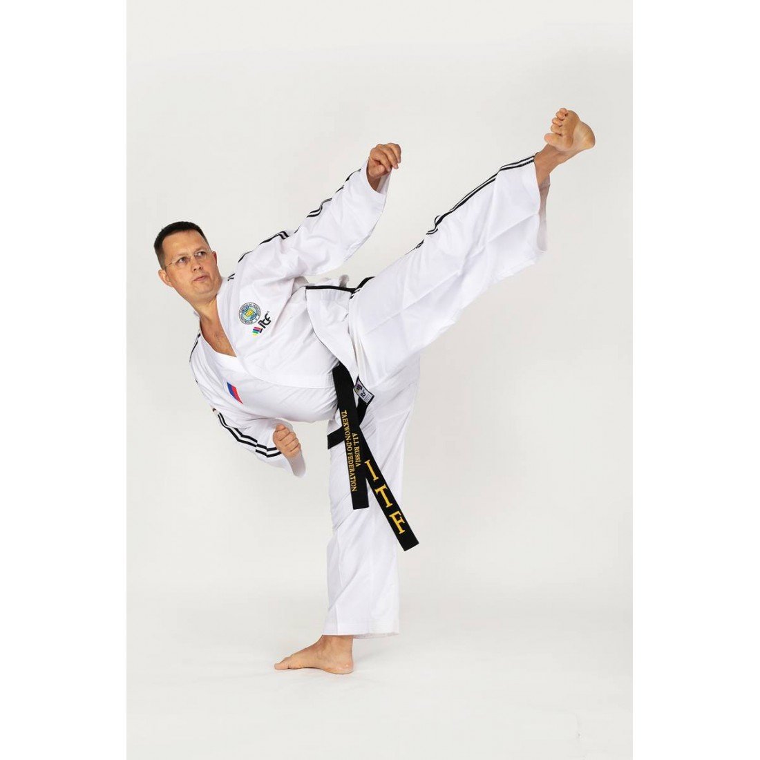 Taekwondo Kickboxing