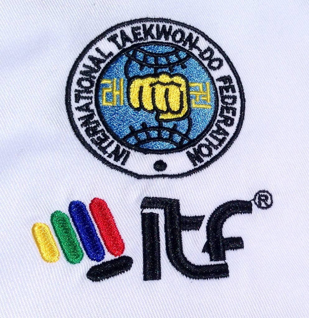 Taekwondo красный пояс