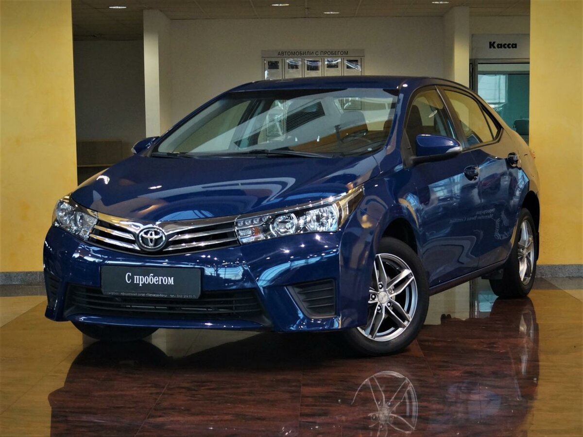 Toyota Corolla 2014 синяя