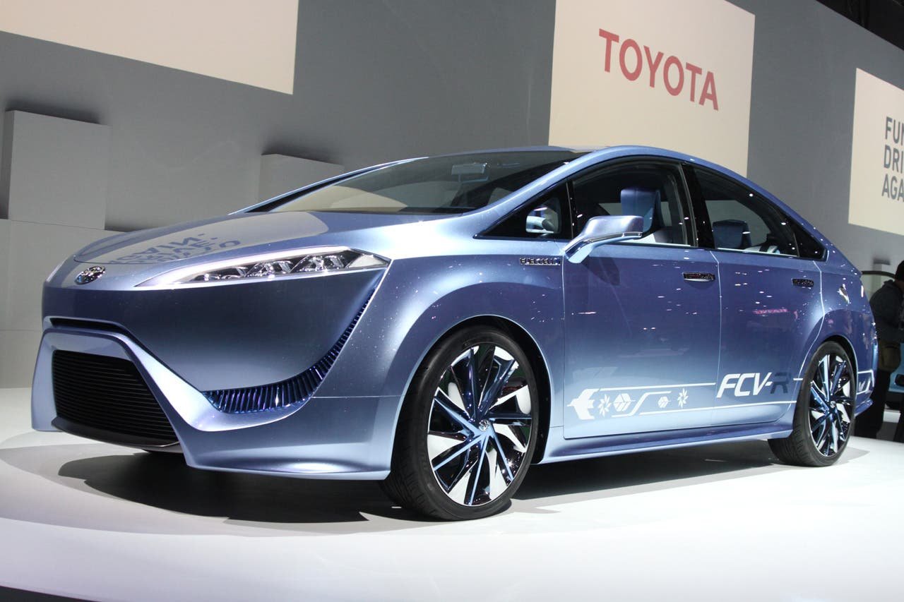 Водородные авто. Тойота FCV. Машина Toyota FCV R. Toyota hydrogen. Toyota Mirai 2013.