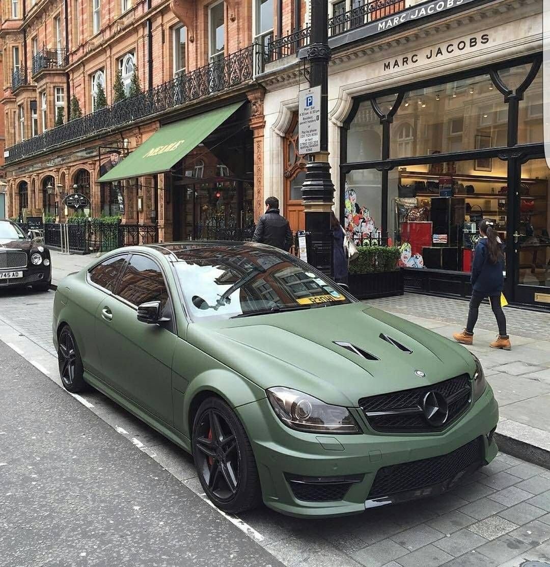 Мерседес 211 цвет хаки