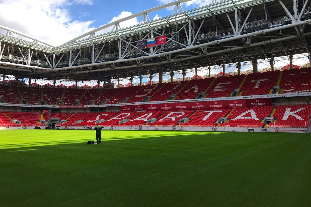 Стадион Спартак Москва ночью