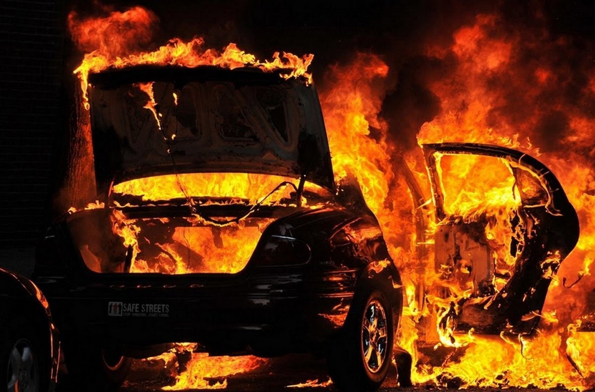 Поджог автомобиля в Ставрополе