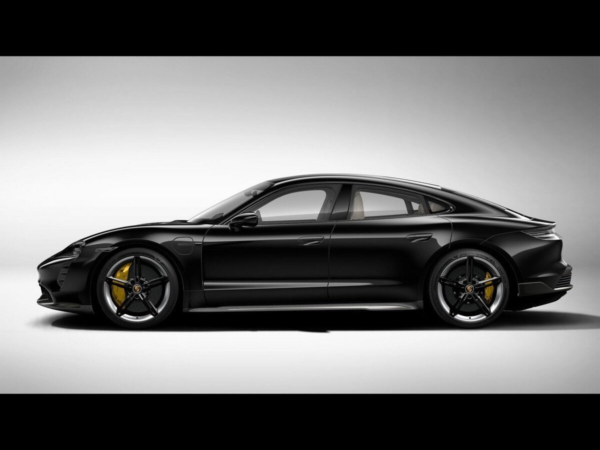 Porsche Taycan Turbo s электрокар