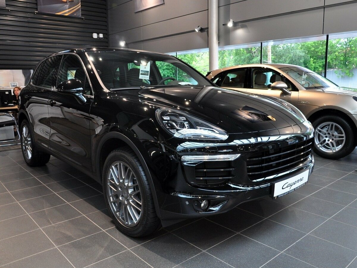 Porsche Cayenne 2016 черный