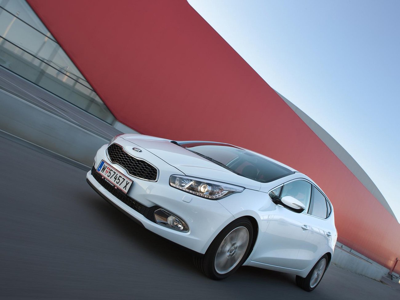 Киа сд. Kia Ceed седан 2012. Kia Ceed седан 2015. Kia Ceed k3 седан. Kia Ceed хэтчбек.