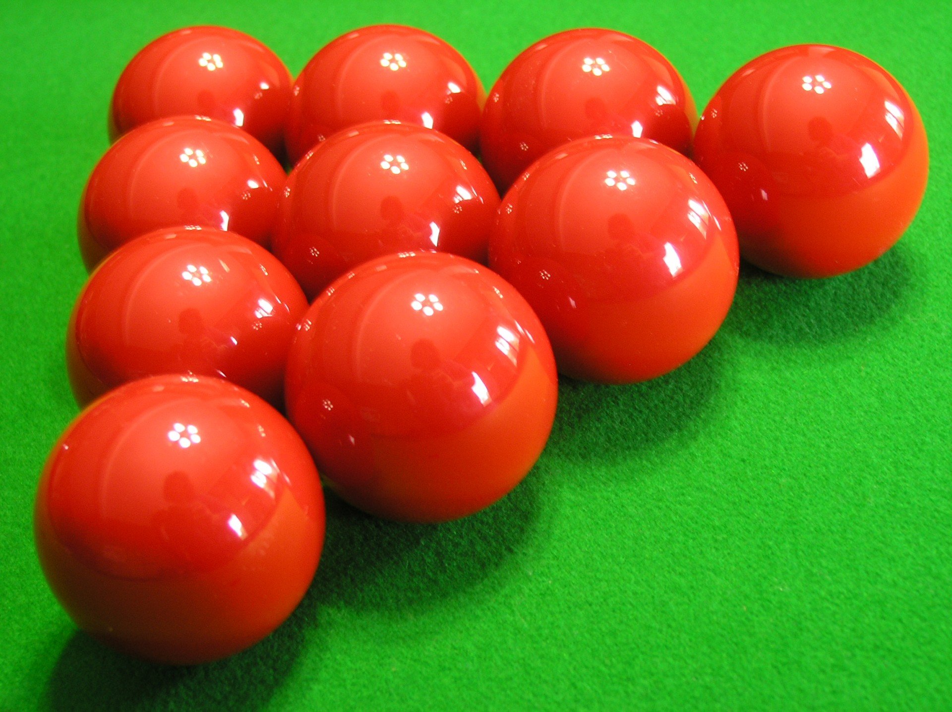 Download red balls. Бильярдный стол Billiard-Ball. Бильярдные шары американка Aramith Premium. Шары бильярдные 57 мм для игры в американский бильярд: st050. Aramith "5 Red balls" ø67,мм.
