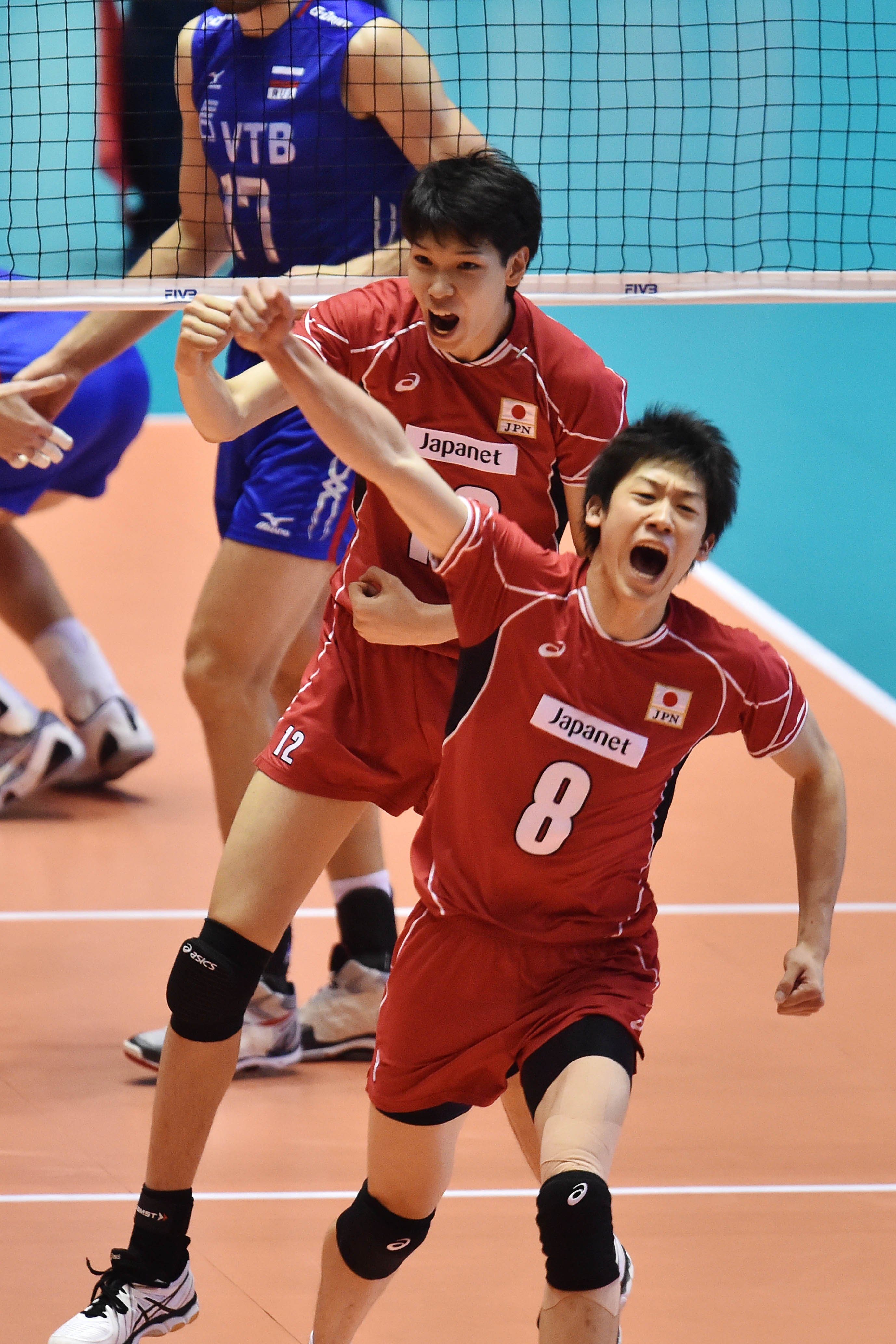 Япония волейбол мужчины. Ишикава волейболист. Акихиро Ямаути волейбол. Юки Ишикава. Либеро японской сборной по волейболу.
