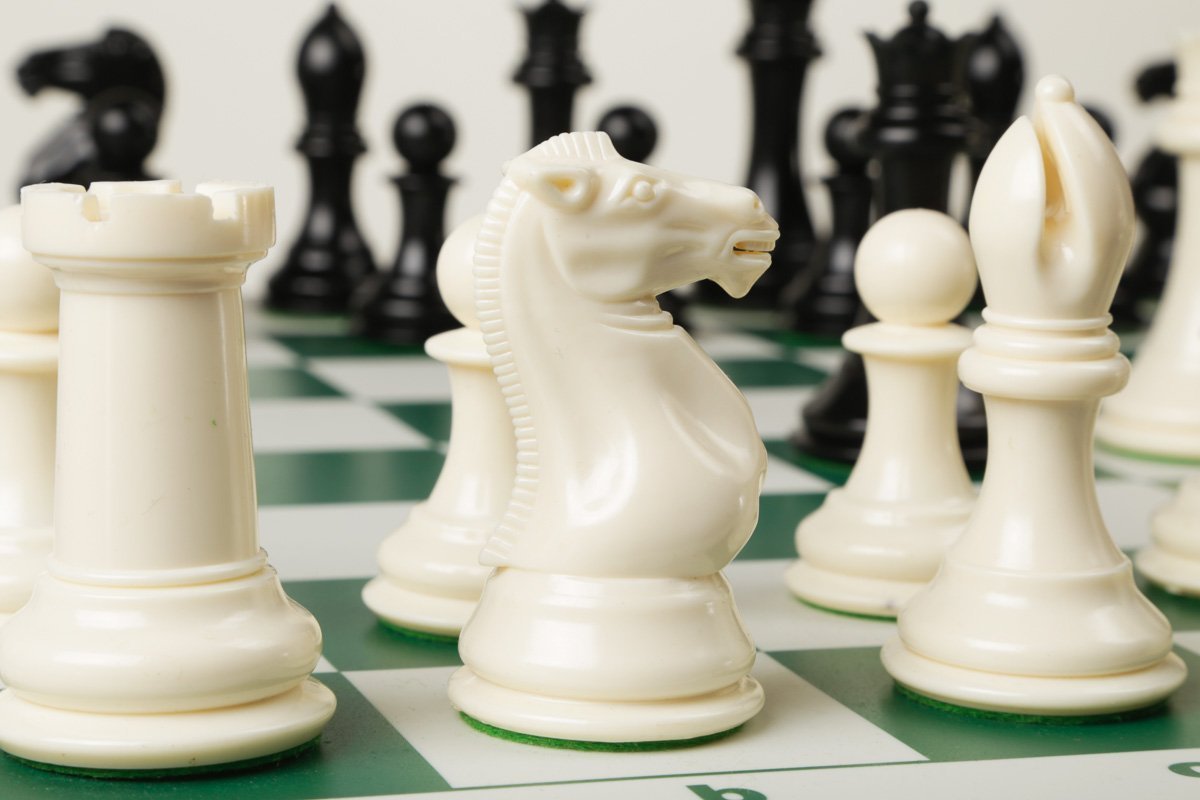 Фигура из мастики шахматная Королева