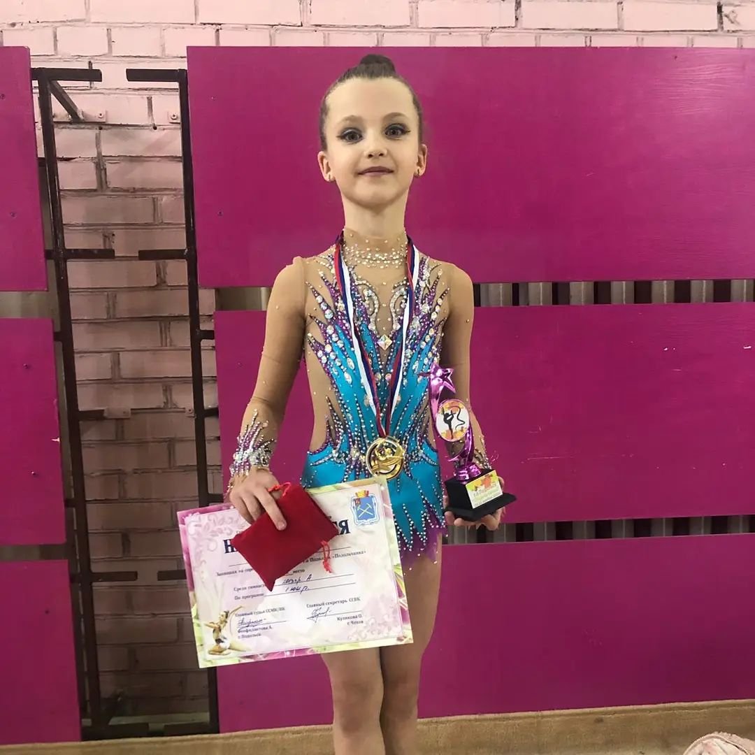 Спорт художественная гимнастика