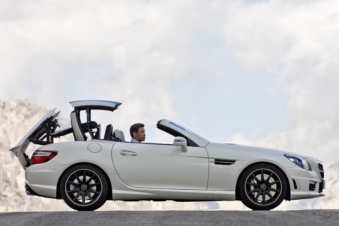 Maserati GRANCABRIO красный