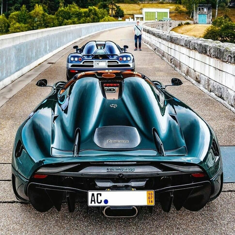 Koenigsegg цена в рублях
