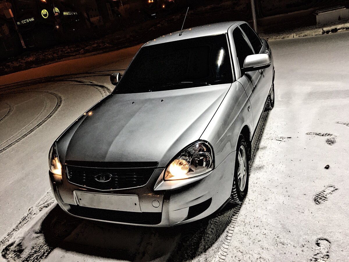 Лада Приора купе черная