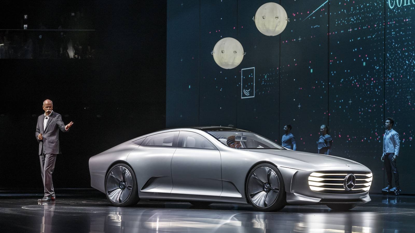 Самого нового мерседеса. Mercedes-Benz Concept IAA. Мерседес IAA Concept 15. Mercedes Benz электрокар Mercedes-Benz Vision. Мерседес Бенц 2029.