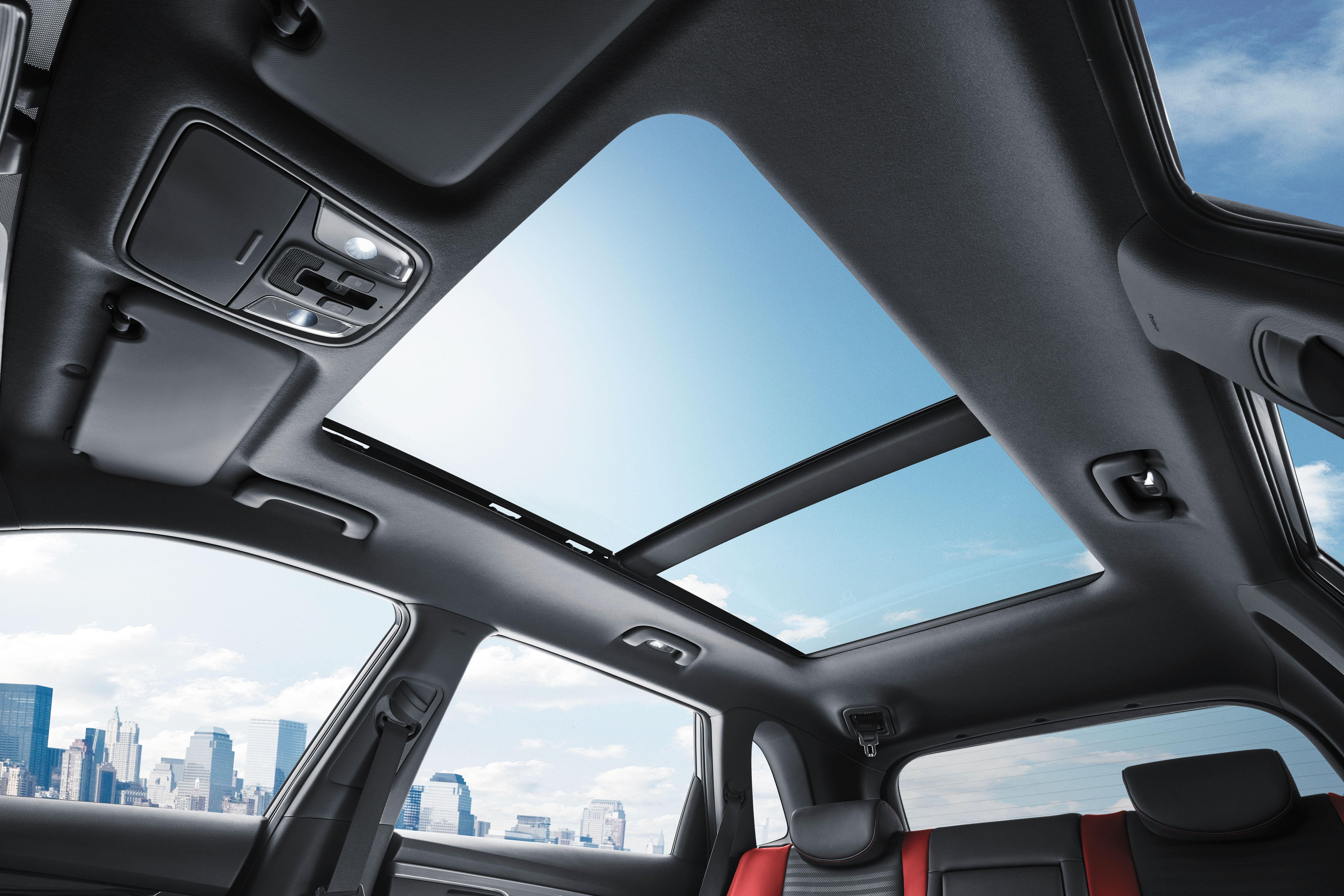 Люк спортейдж. Kia Sportage 2020 панорамная крыша. Киа Спортейдж с панорамной крышей. Киа Спортейдж 3 с панорамной крышей. Kia Sportage 3 панорамная крыша.