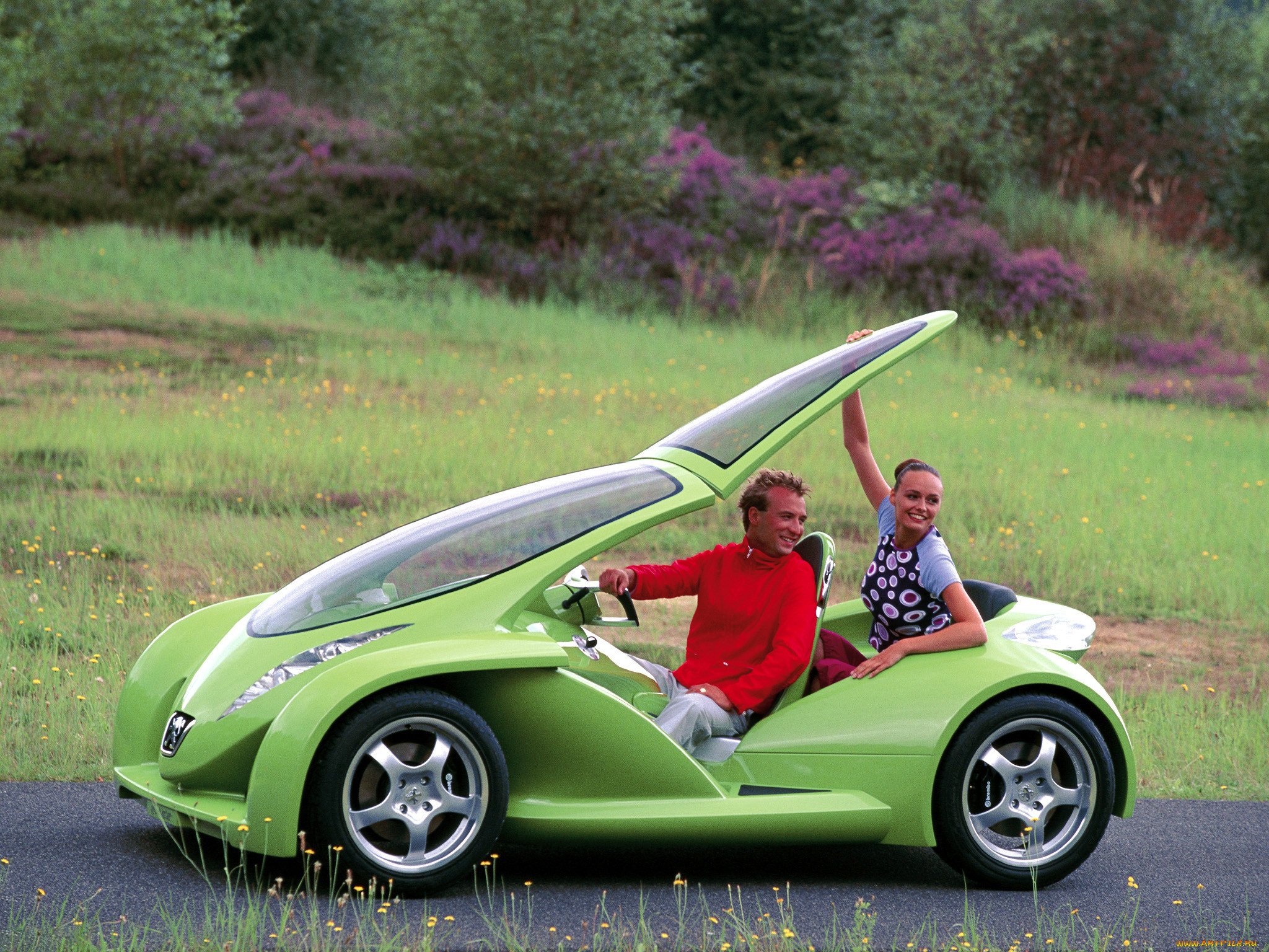 Original cars. Peugeot moovie Concept 2005. Оригинальные автомобили. Интересные машины. Необычные машинки.