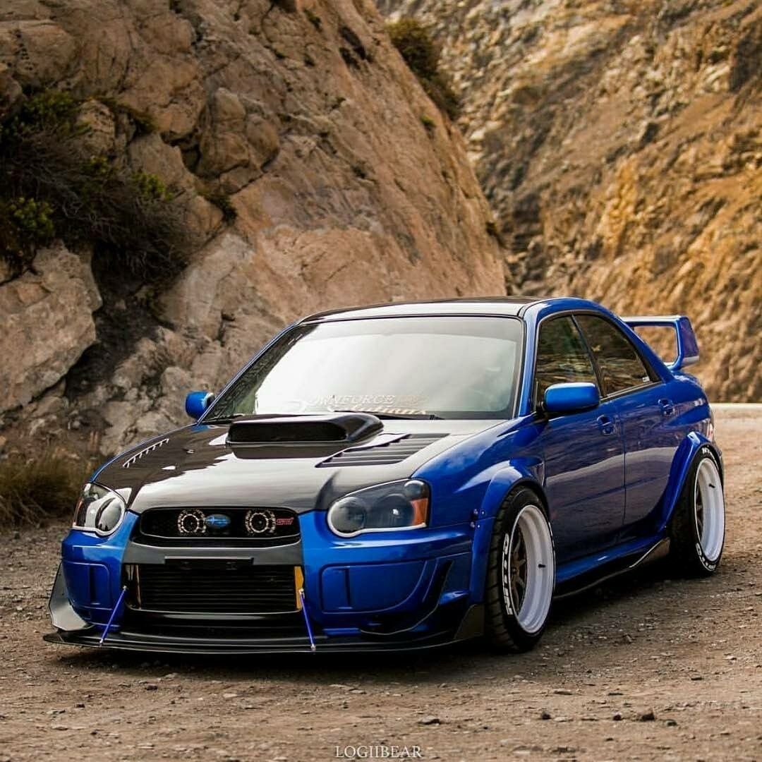 Субару Импреза WRX STI