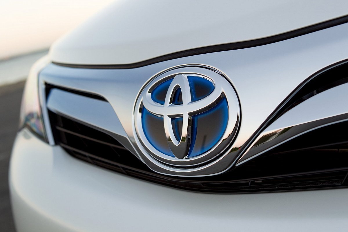 Toyota symbol