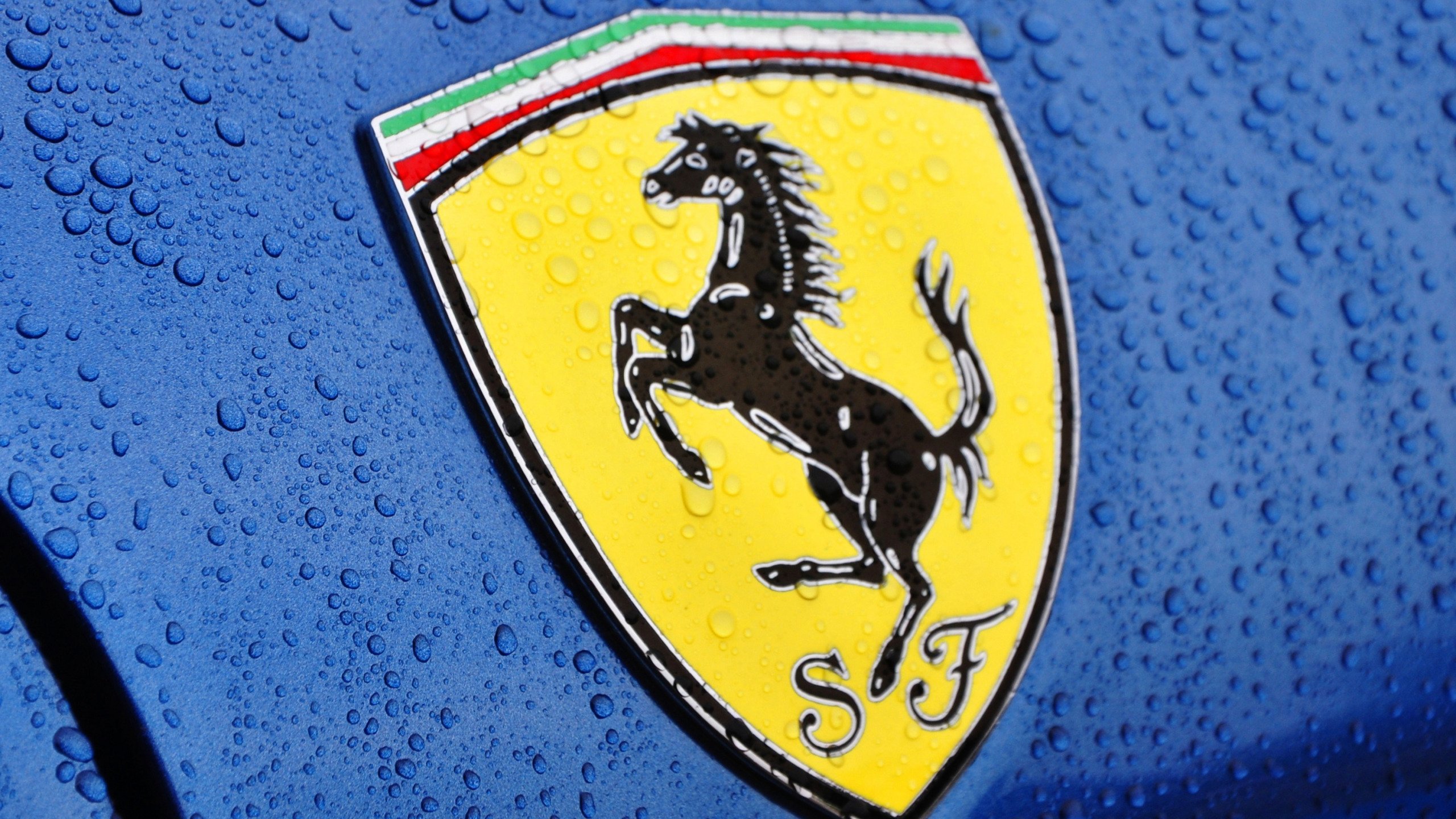 Ferrari значок