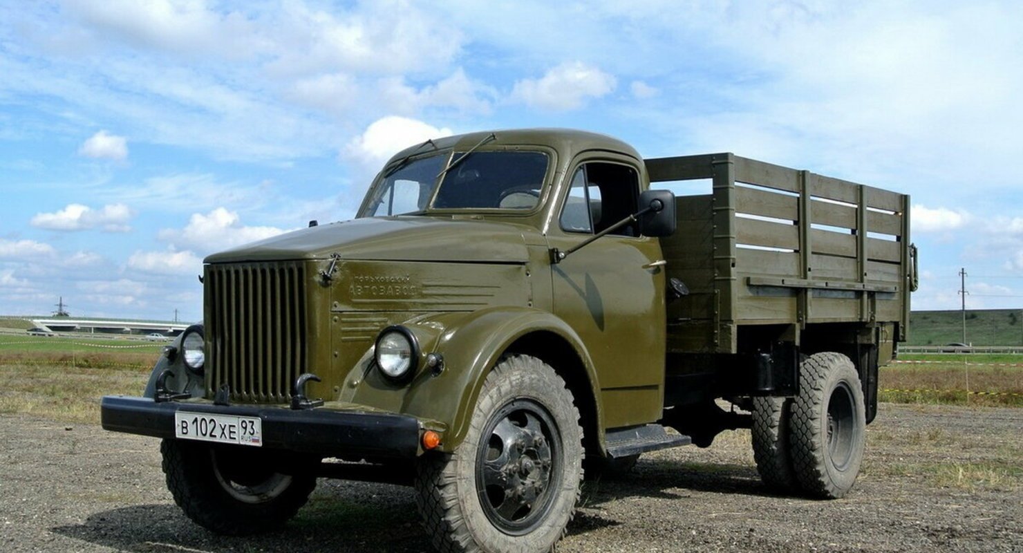 Военные советские машины. Машина ГАЗ 51. ГАЗ-51 грузовой. ГАЗ 51 тентованный. ГАЗ 51 бортовой.
