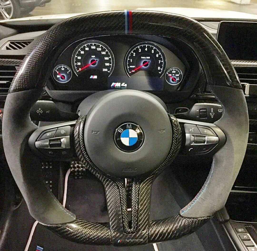 Руль BMW m5 CS