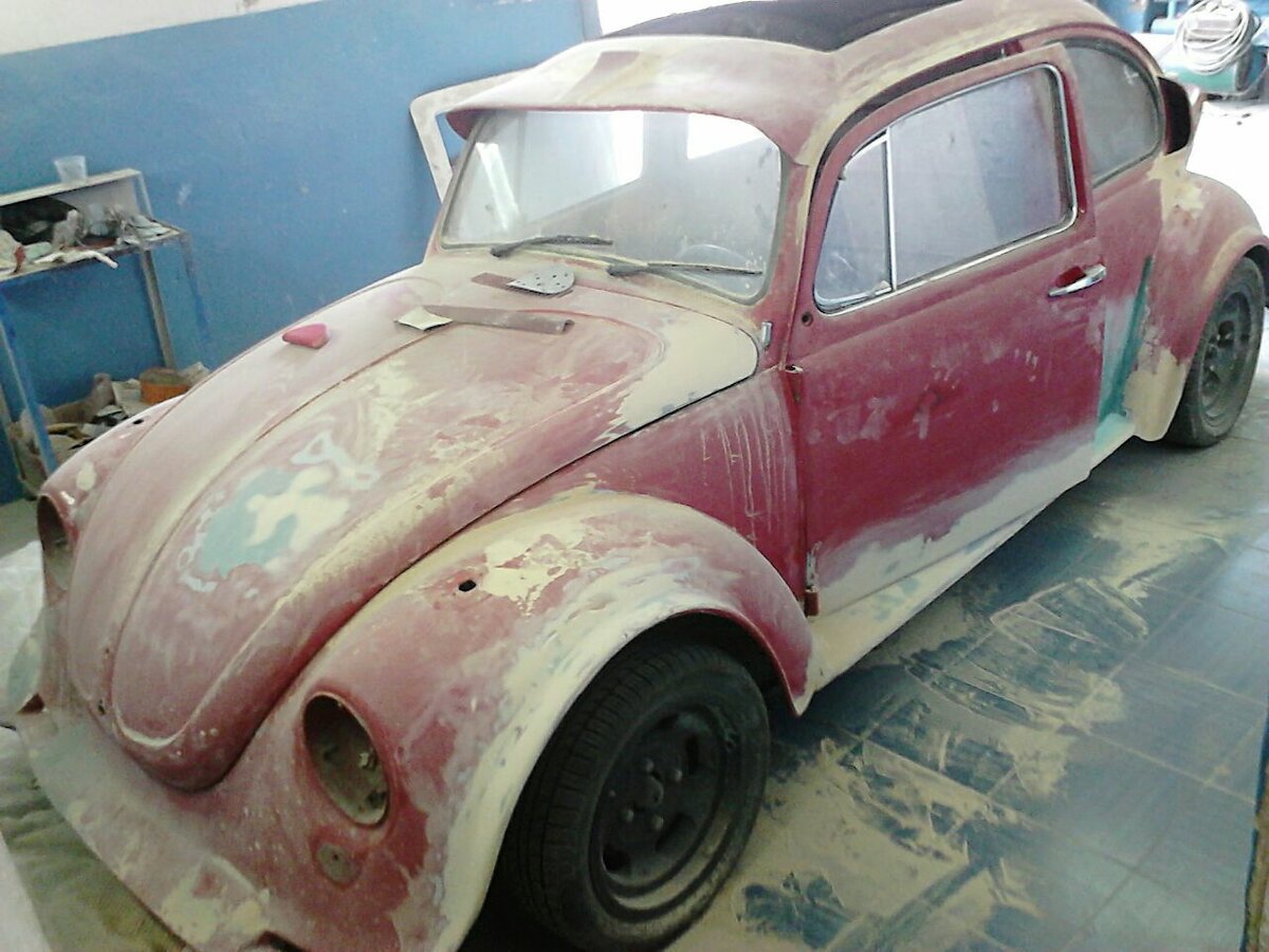 Старый жук машина