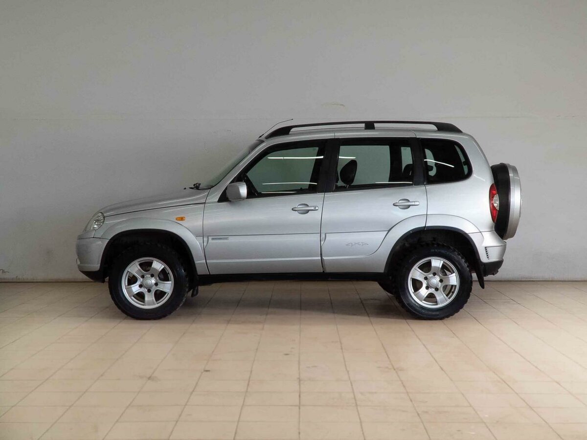 Шевроле Нива Chevrolet Niva 2004
