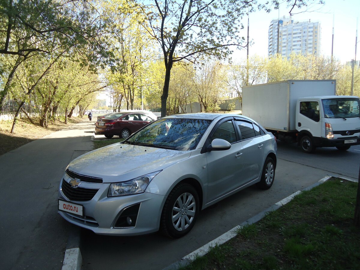 Chevrolet Cruze 2011 1.6 механика