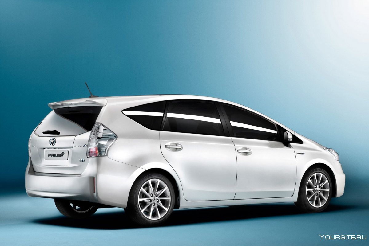 Toyota Prius 2012 универсал