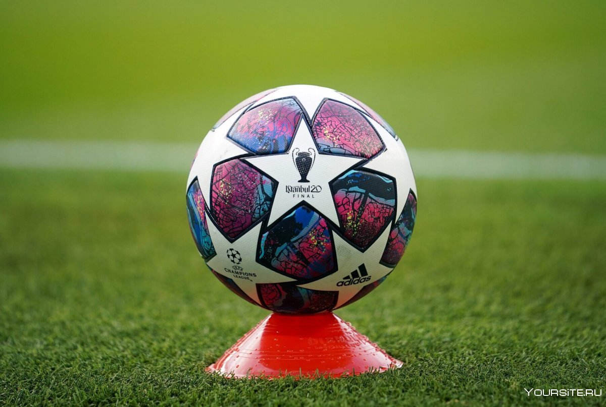 Футбольный мяч Лиги чемпионов 2022
