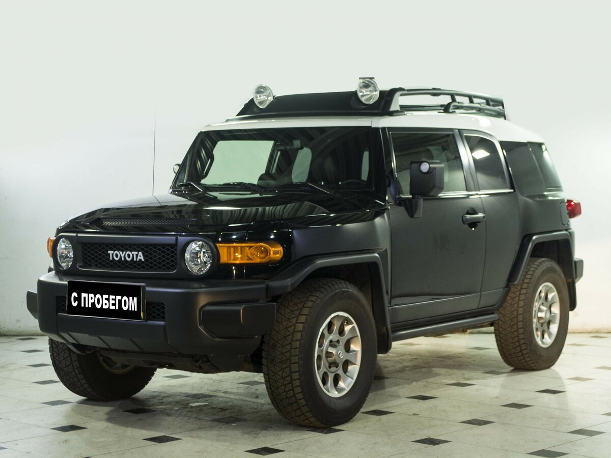 Toyota FJ Cruiser 2021