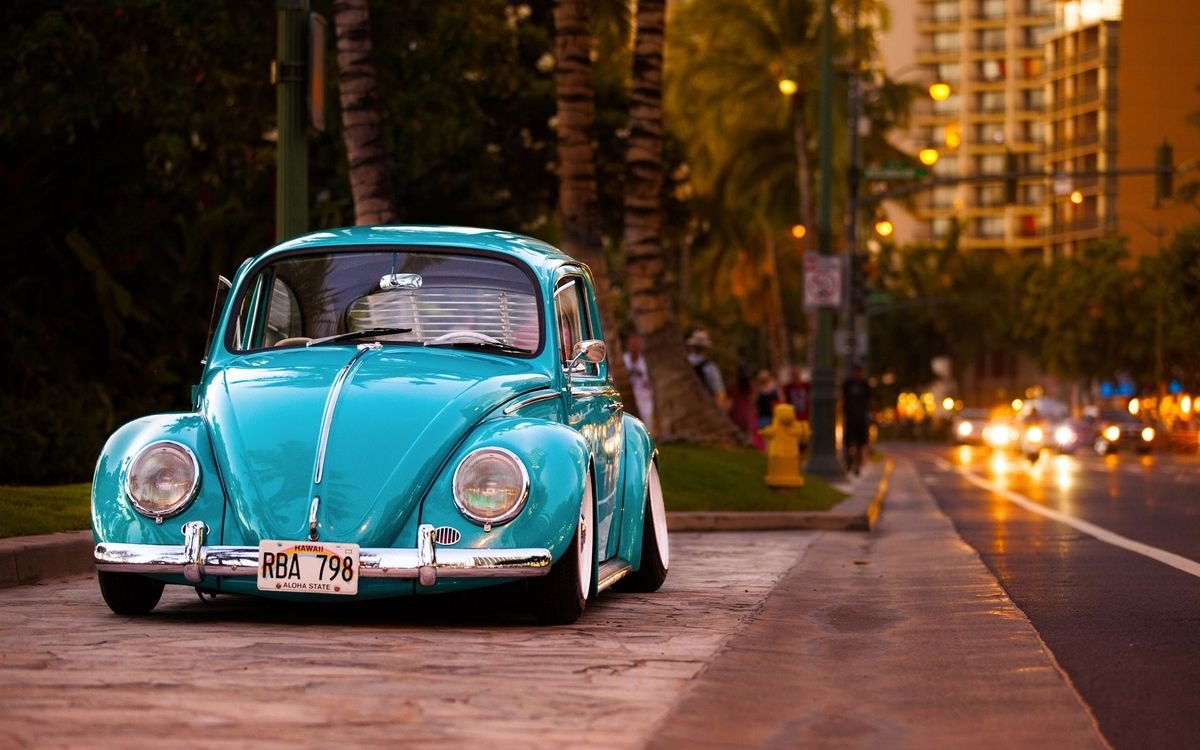 Volkswagen Beetle вид сбоку
