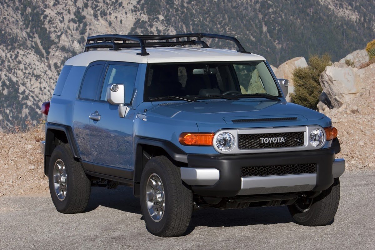 Toyota FJ Cruiser 2021