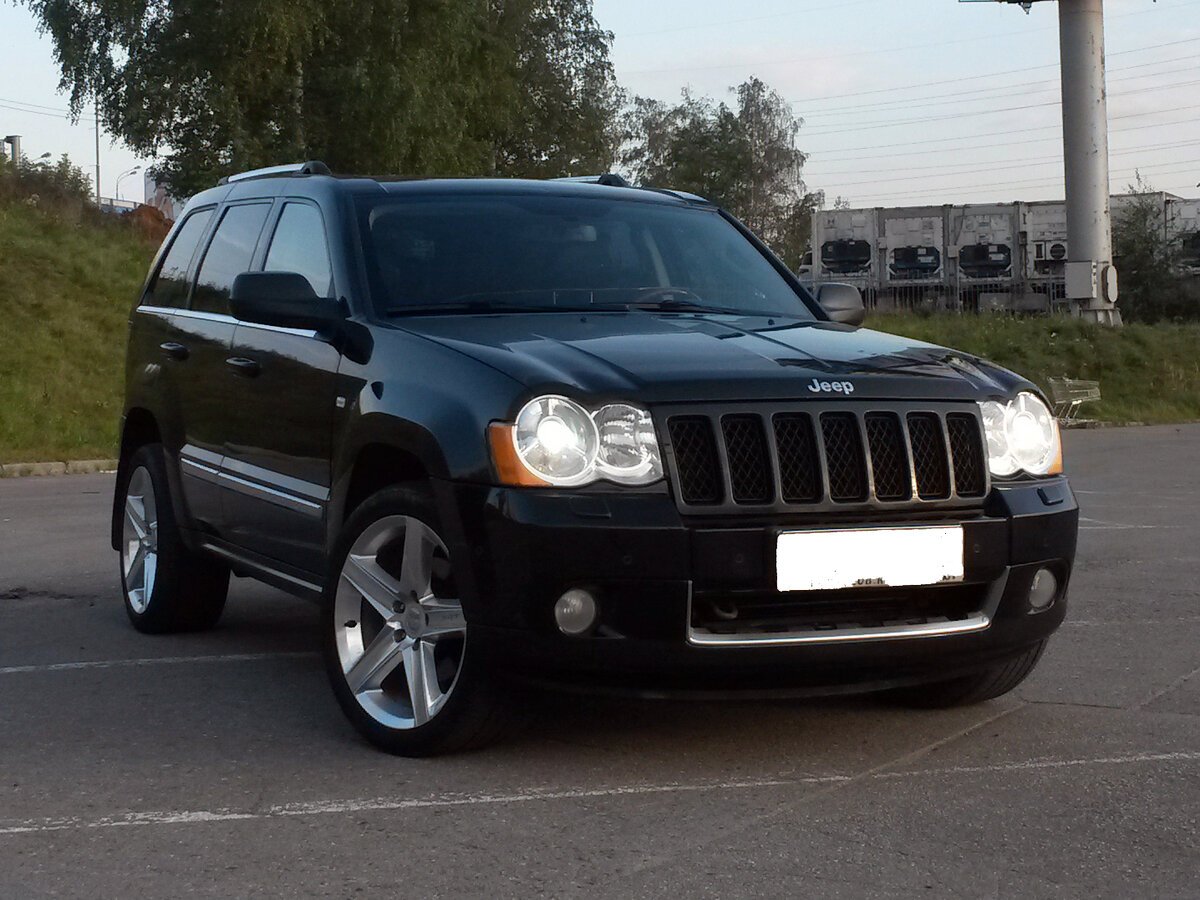 Jeep Grand Cherokee wk2 White