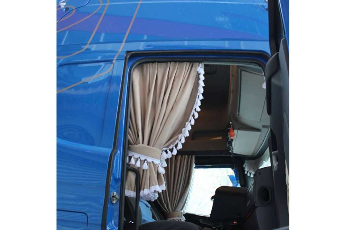 Шторки салона МАЗ 6312