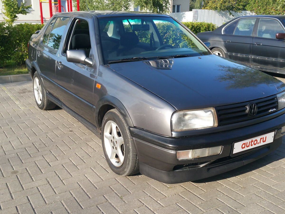 Volkswagen Vento 2.0 МТ 1992