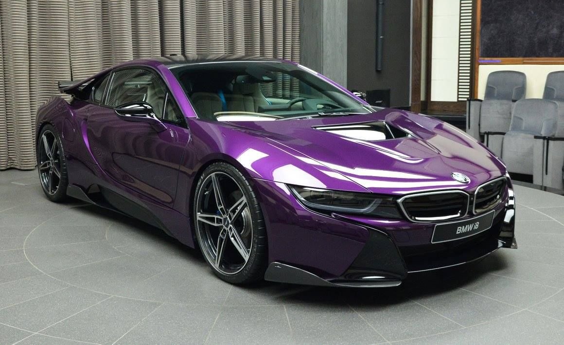 BMW i8 фиолетовая