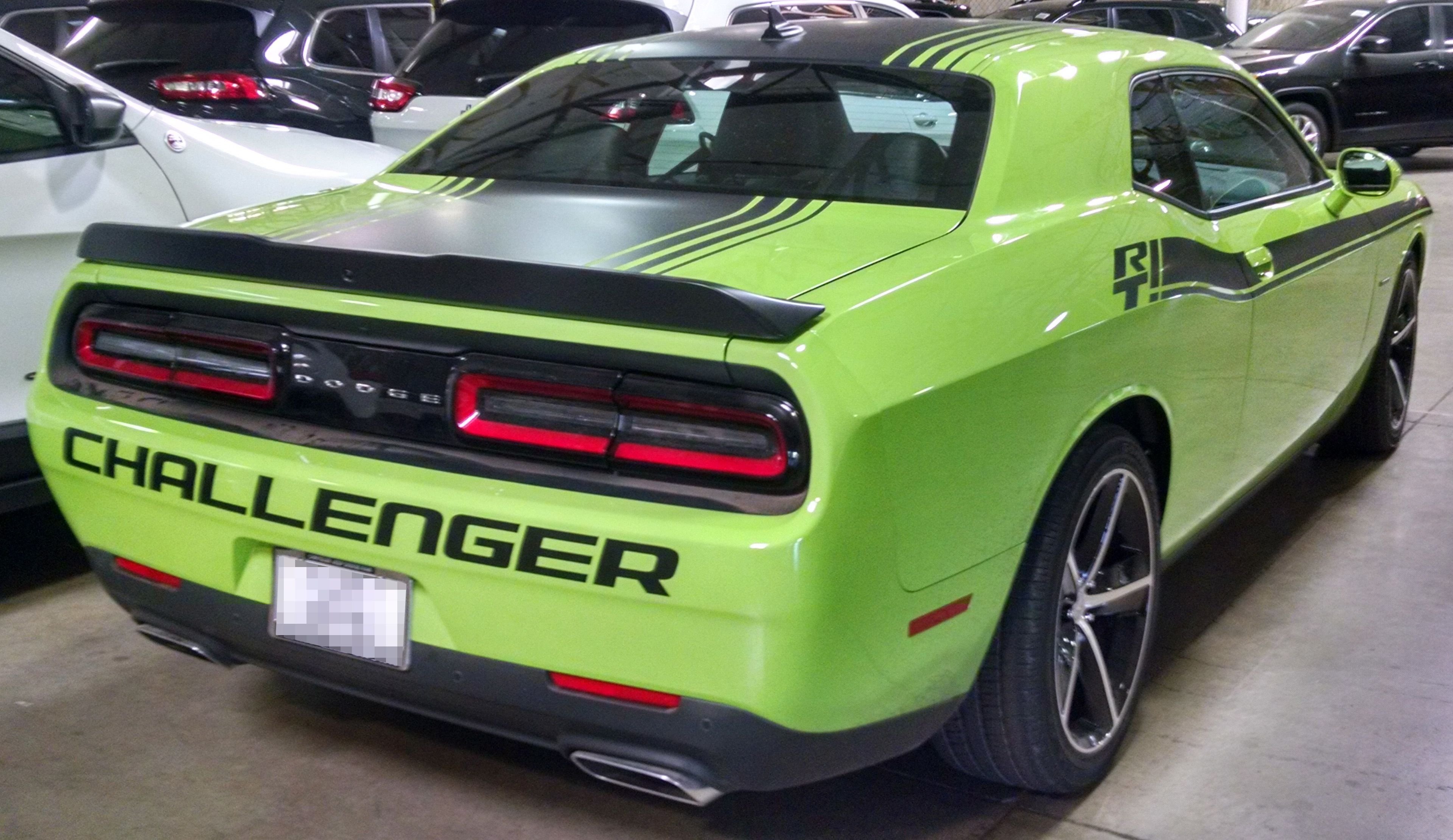 Разгон додж челленджер. Dodge Challenger Vinyl. Dodge Challenger SXT 2023. Dodge Challenger 295/30 22. Dodge Challenger Rear Bumper.