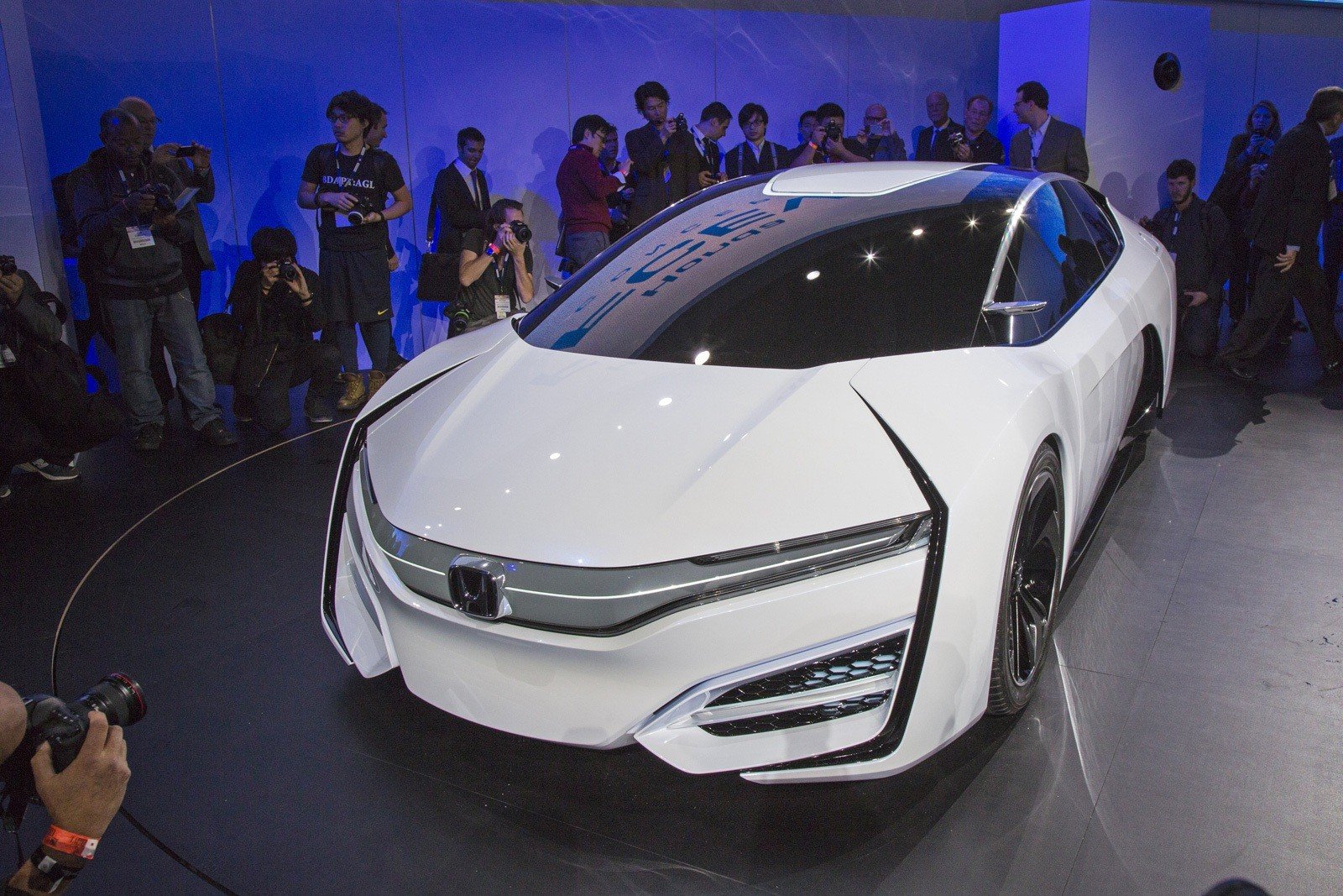 Водородные авто. Honda FCEV Concept. Honda FCEV fuel Cell Concept 2013. Honda FCEV 2019. FCEV – fuel Cell Electric vehicles.