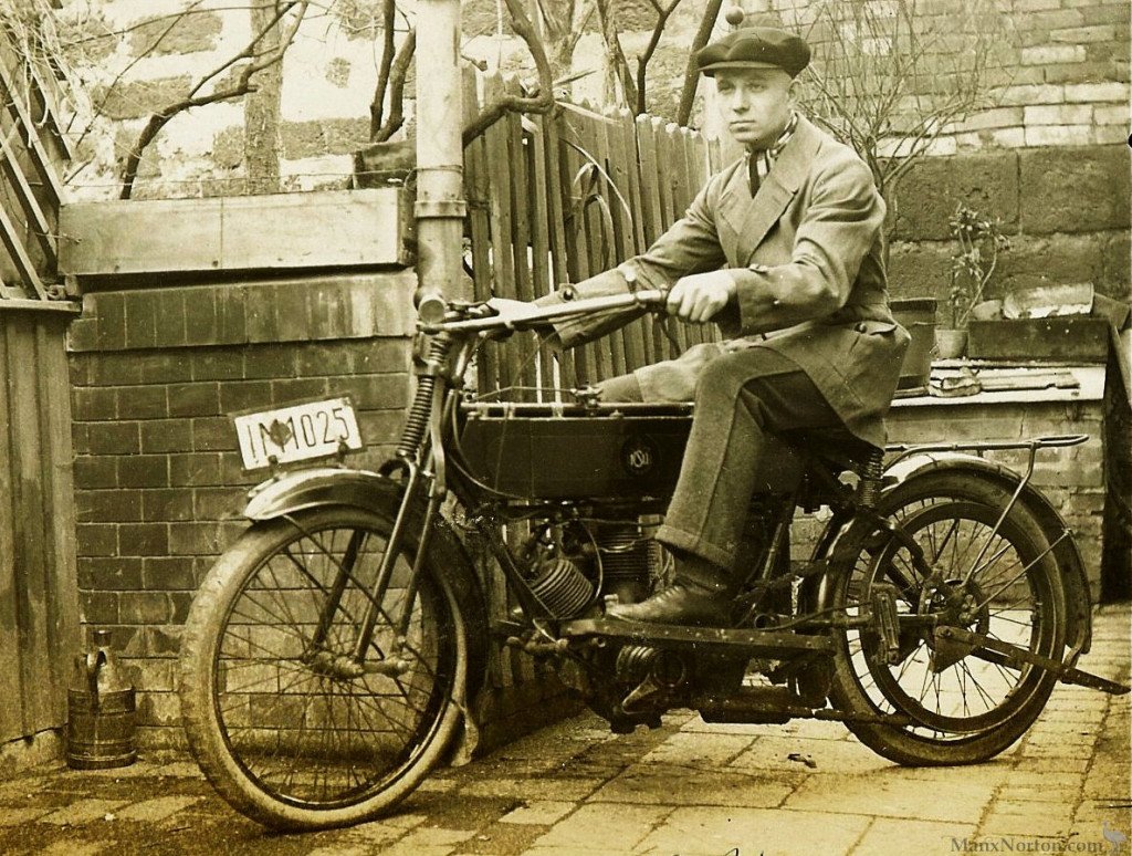 Первый мотоцикл