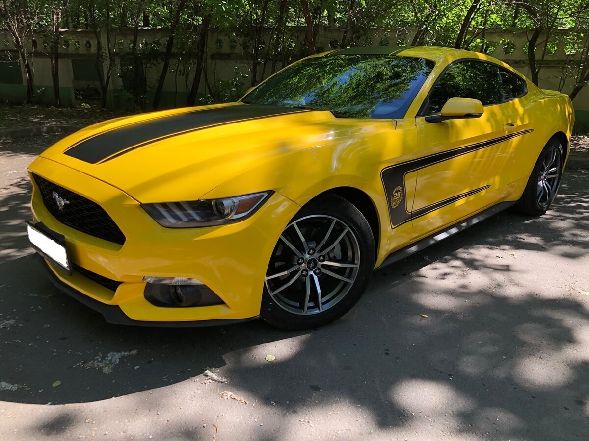 2015 Ford Mustang gt Yellow
