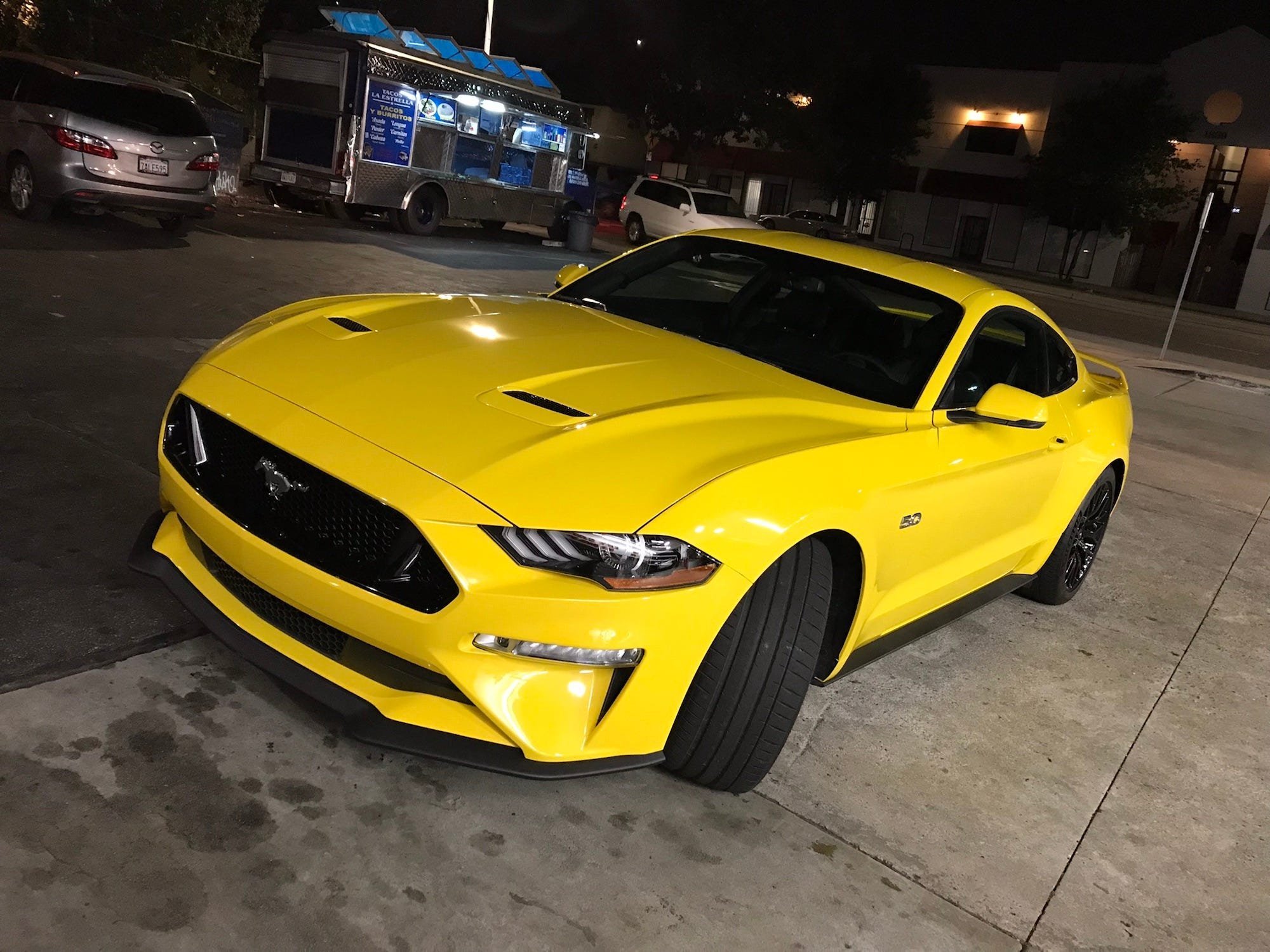 Yelow. Ford Mustang желтый. Ford Mustang gt желтый. Форд Мустанг 2022 желтый. Форд Мустанг 2007 желтый.