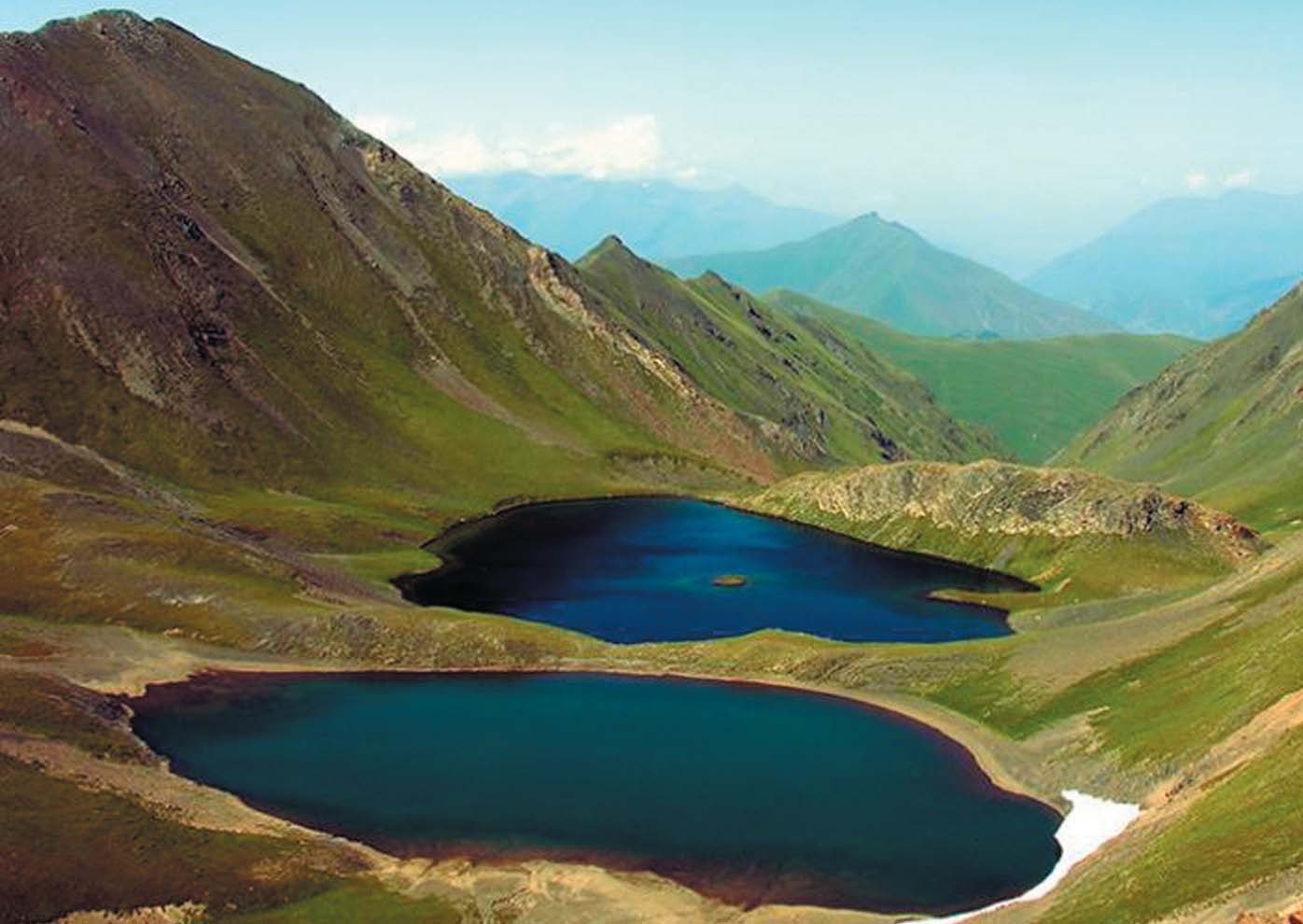 Озеро есть окончание. Хунзах Мочох. Хунзах озеро Мочох. Озеро Мочох в Дагестане. Хнов озера Ноур.