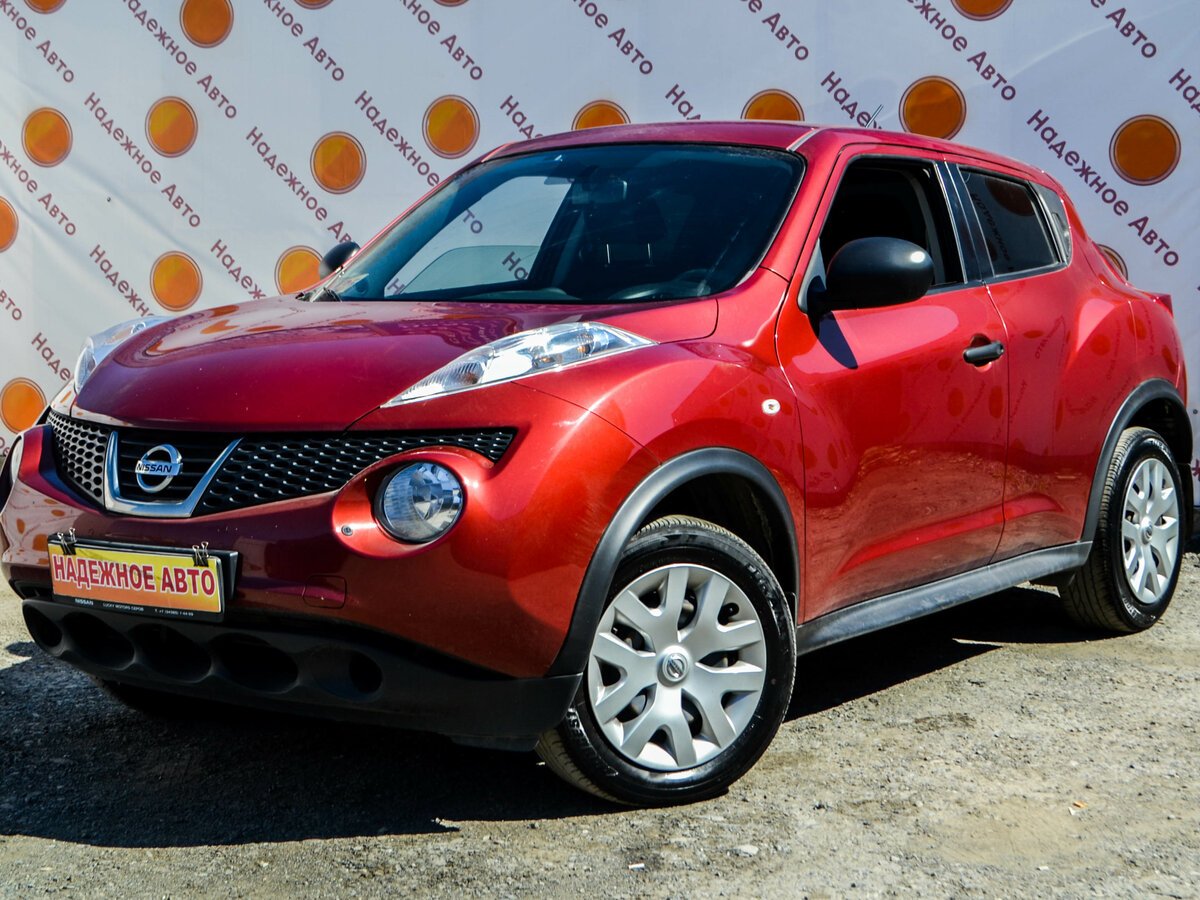 Nissan Juke, 2012 красный