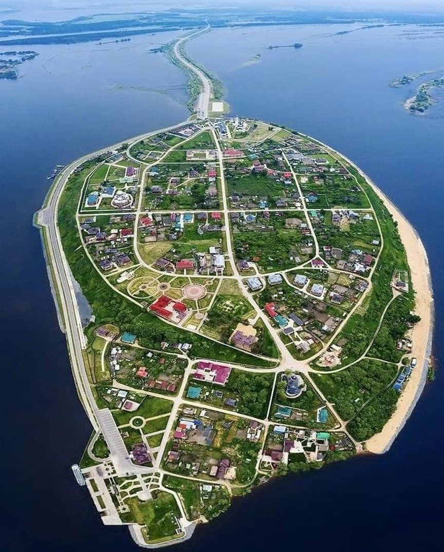 Остров град Свияжск Сергиевская Церковь