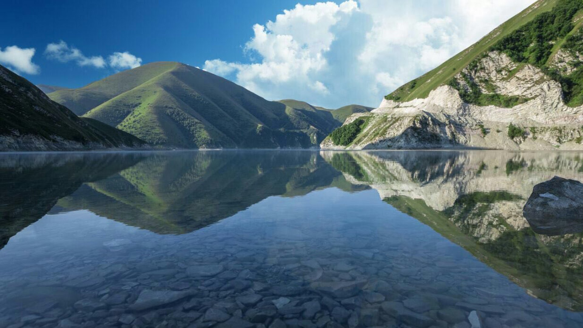 Озерк. Озеро в Чечне Кезеной. Озеро Кезеной-ам в Дагестане. Озеро в Дагестане Казеной ам. Высокогорное озеро Кезеной-ам.
